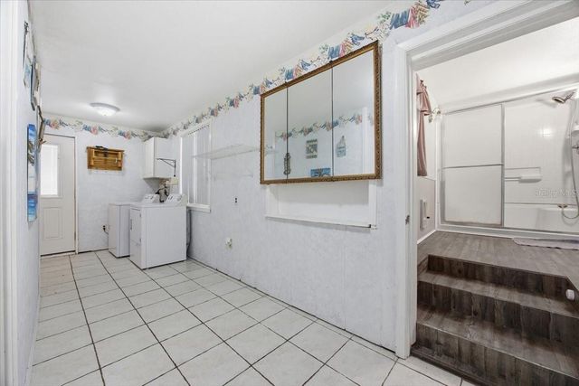 10513 LYNNWOOD AVENUE, Lake Wales, FL 33898