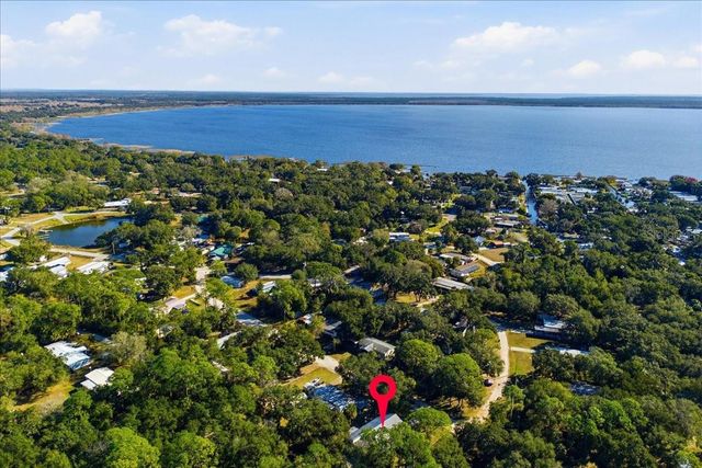 10513 LYNNWOOD AVENUE, Lake Wales, FL 33898