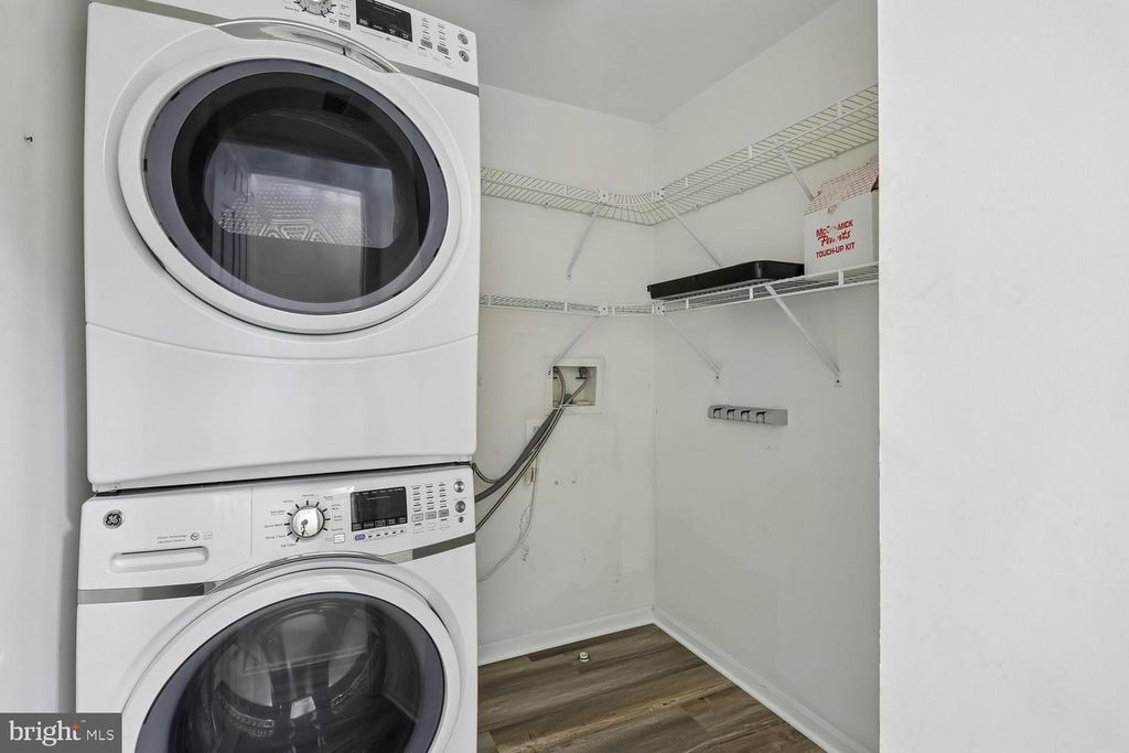 Image 44 of property listing at 18715 SPARKLING WATER DR #9-202, Germantown, MD 20874