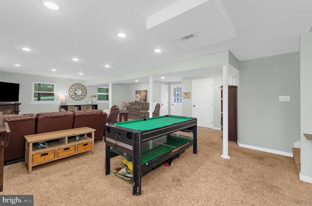 1714 BALDWIN DR, Millersville, MD 21108