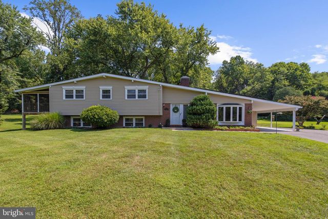 1714 BALDWIN DR, Millersville, MD 21108