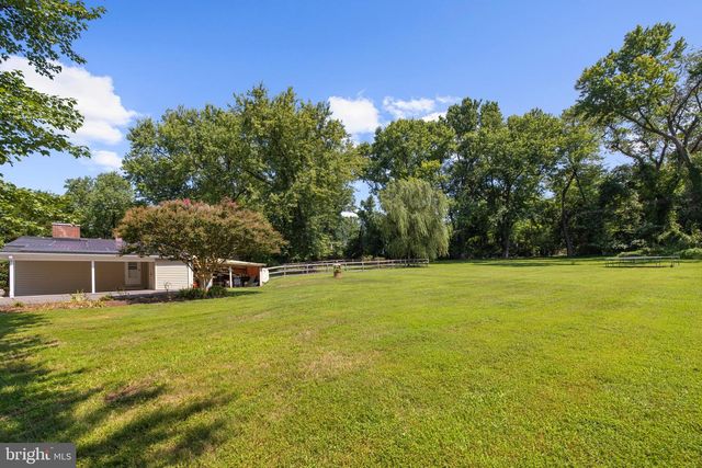 1714 BALDWIN DR, Millersville, MD 21108