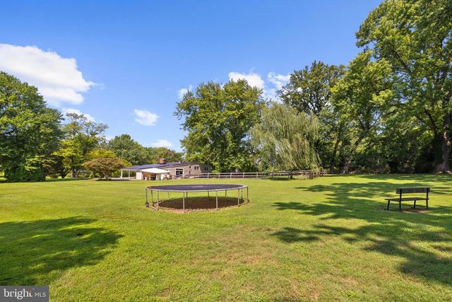 1714 BALDWIN DR, Millersville, MD 21108