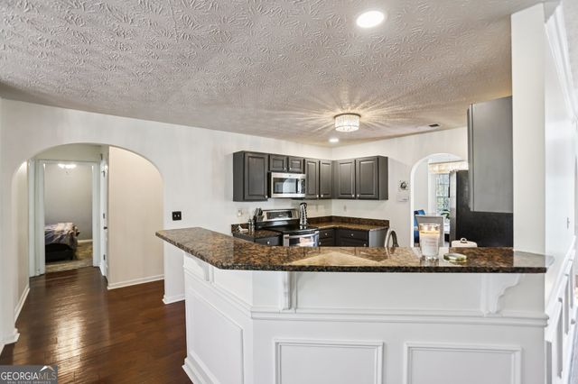 136 Hanes Creek Drive, Stockbridge, GA 30281