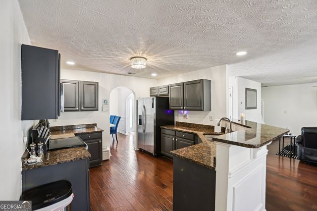 136 Hanes Creek Drive, Stockbridge, GA 30281