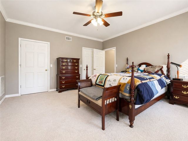 602 Castlegate Loop, Russellville, AR 72802
