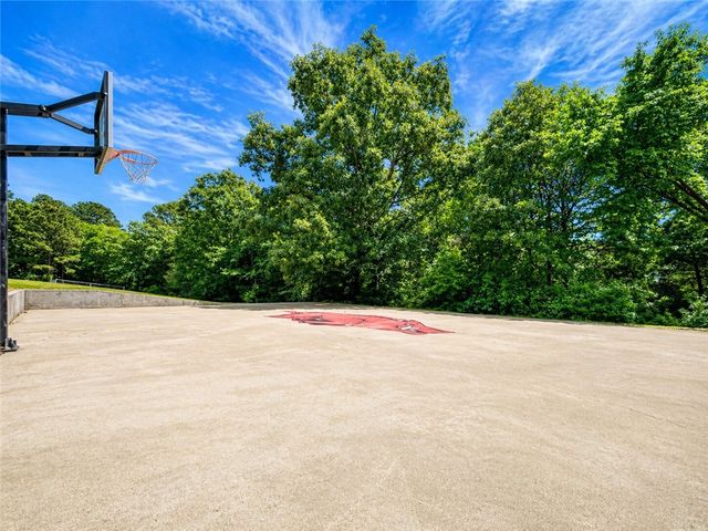 602 Castlegate Loop, Russellville, AR 72802