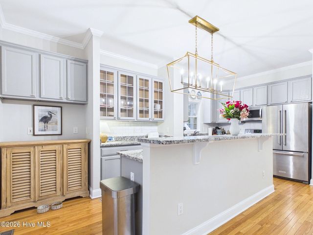 414 W Blackbeard Road W, Wilmington, NC 28409