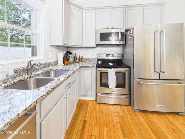 414 W Blackbeard Road W, Wilmington, NC 28409