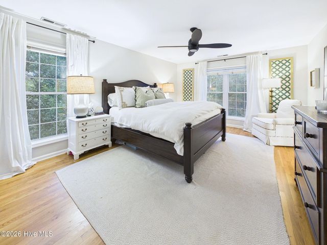414 W Blackbeard Road W, Wilmington, NC 28409