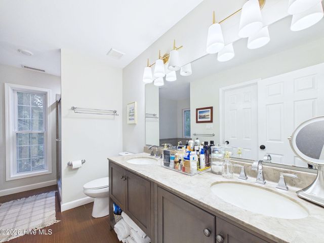 414 W Blackbeard Road W, Wilmington, NC 28409