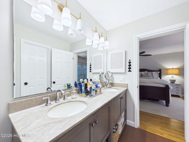 414 W Blackbeard Road W, Wilmington, NC 28409