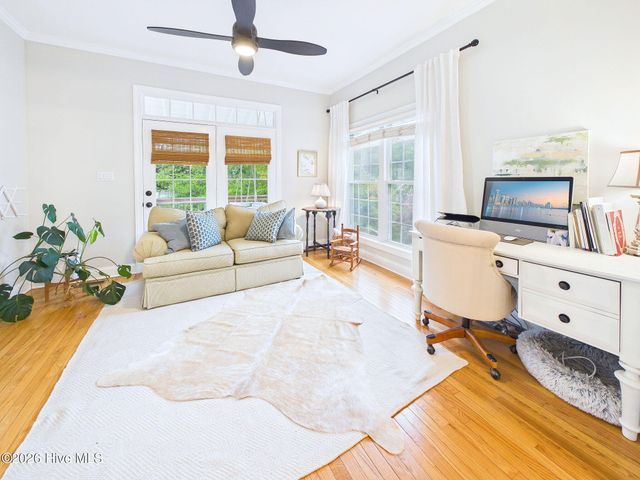 414 W Blackbeard Road W, Wilmington, NC 28409