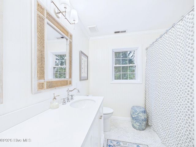 414 W Blackbeard Road W, Wilmington, NC 28409