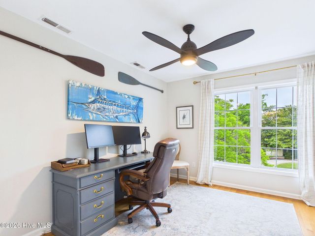 414 W Blackbeard Road W, Wilmington, NC 28409
