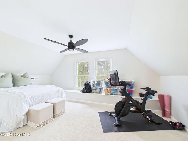 414 W Blackbeard Road W, Wilmington, NC 28409