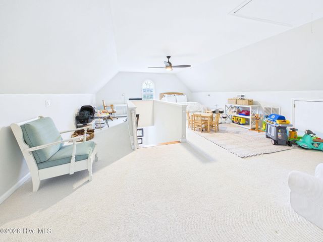414 W Blackbeard Road W, Wilmington, NC 28409