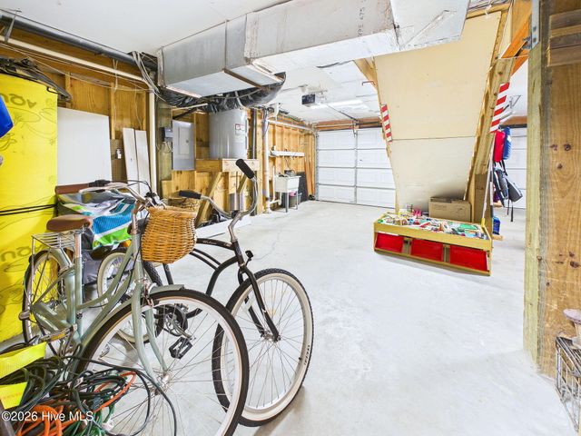 414 W Blackbeard Road W, Wilmington, NC 28409