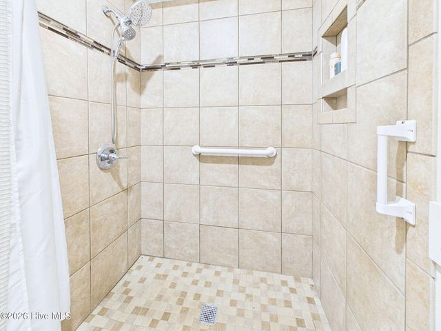 414 W Blackbeard Road W, Wilmington, NC 28409