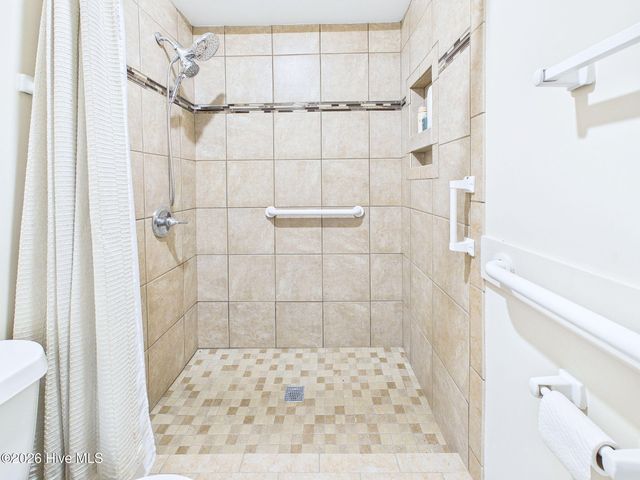 414 W Blackbeard Road W, Wilmington, NC 28409
