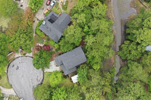 414 W Blackbeard Road W, Wilmington, NC 28409