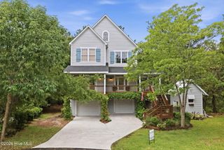 414 W Blackbeard Road W, Wilmington, NC 28409
