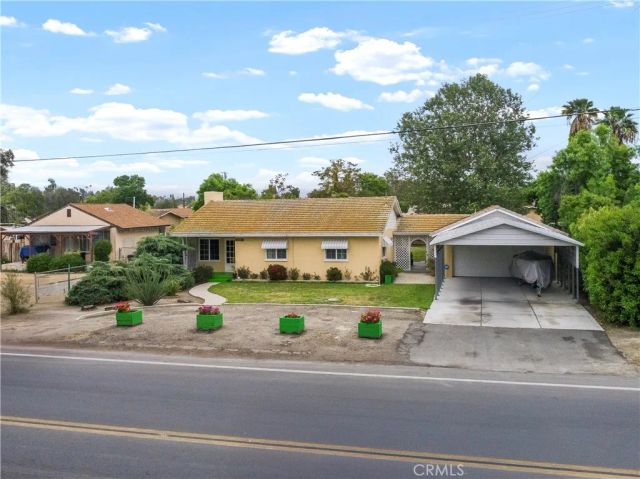 25960 Columbia, Hemet, CA 92544