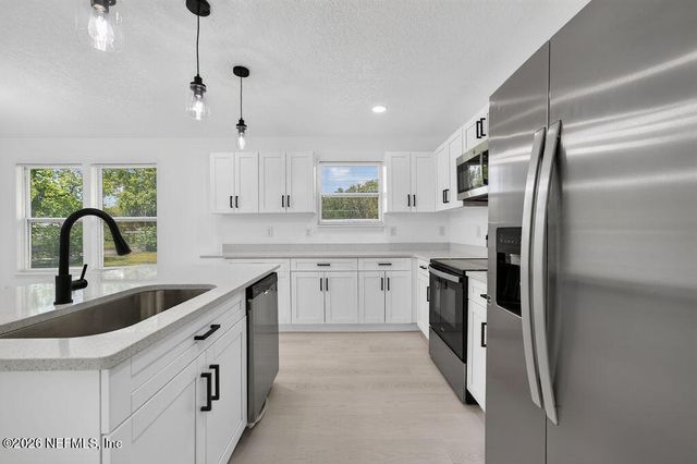 8365 SUSIE Street, Jacksonville, FL 32210