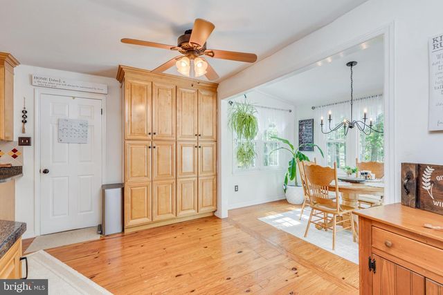 36 WALTHAM DR, Tabernacle, NJ 08088