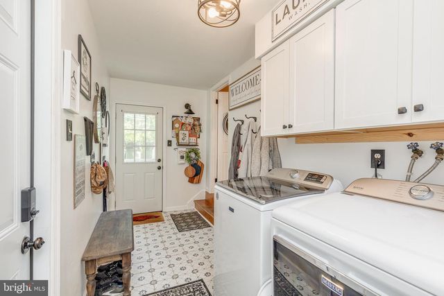 36 WALTHAM DR, Tabernacle, NJ 08088