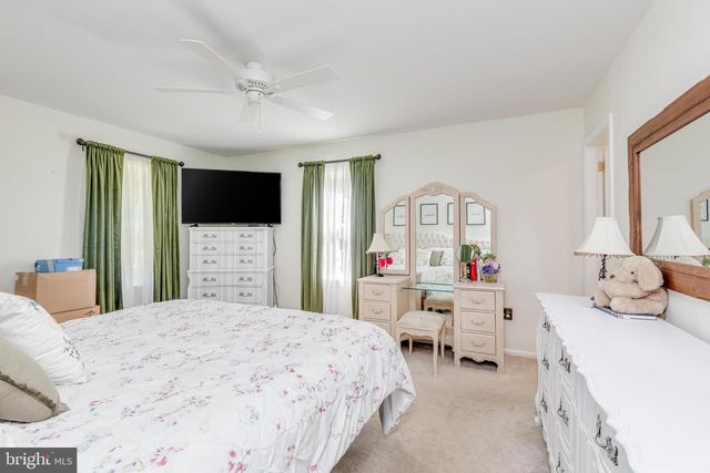 36 WALTHAM DR, Tabernacle, NJ 08088