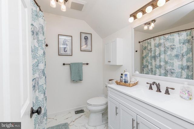 36 WALTHAM DR, Tabernacle, NJ 08088