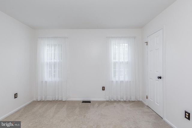 36 WALTHAM DR, Tabernacle, NJ 08088