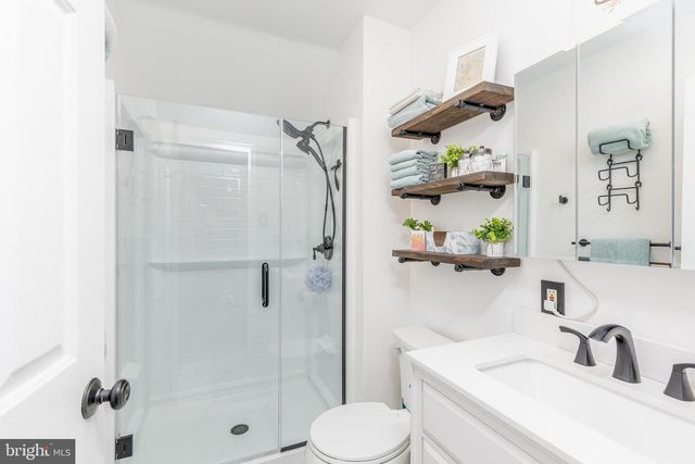 36 WALTHAM DR, Tabernacle, NJ 08088