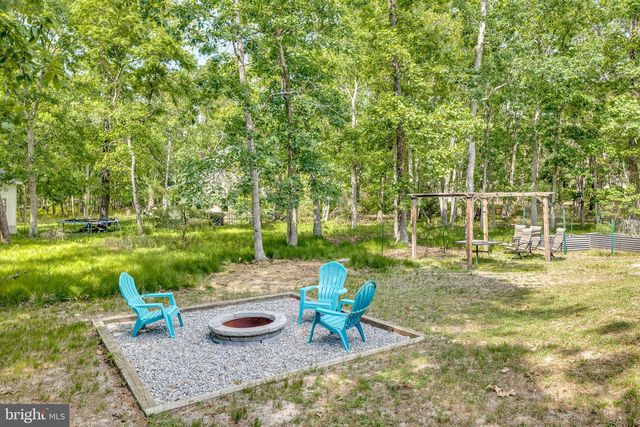36 WALTHAM DR, Tabernacle, NJ 08088