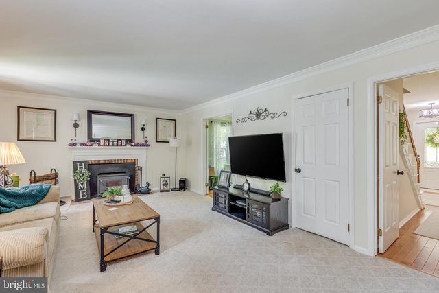 36 WALTHAM DR, Tabernacle, NJ 08088