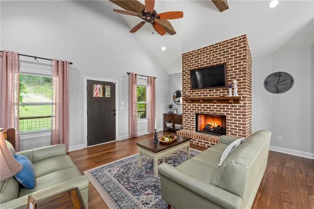 251 Birchwood Court, Waleska, GA 30183