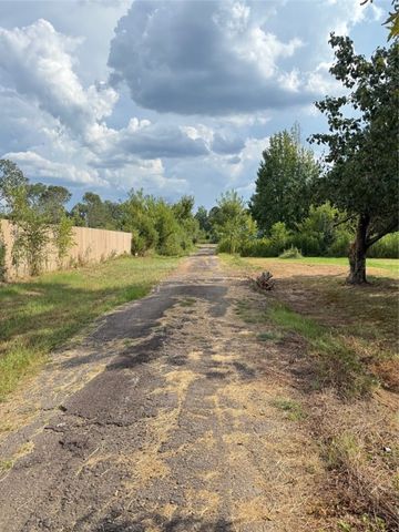 12763 W State Hwy 22, Dardanelle, AR 72834