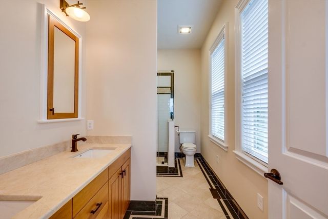 10 Boylston Pl 10, Boston, MA 02130