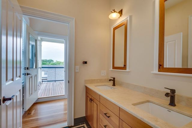 10 Boylston Pl 10, Boston, MA 02130