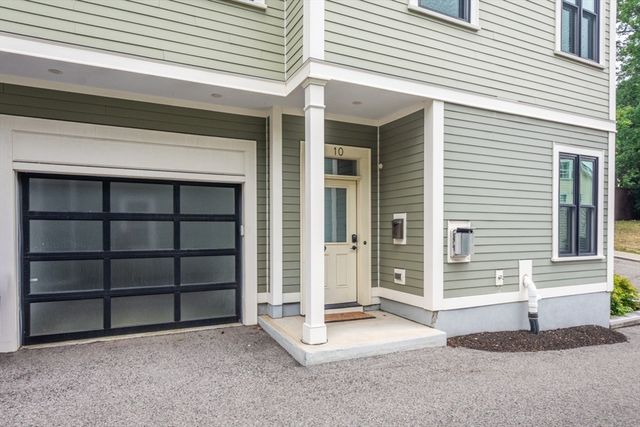10 Boylston Pl 10, Boston, MA 02130