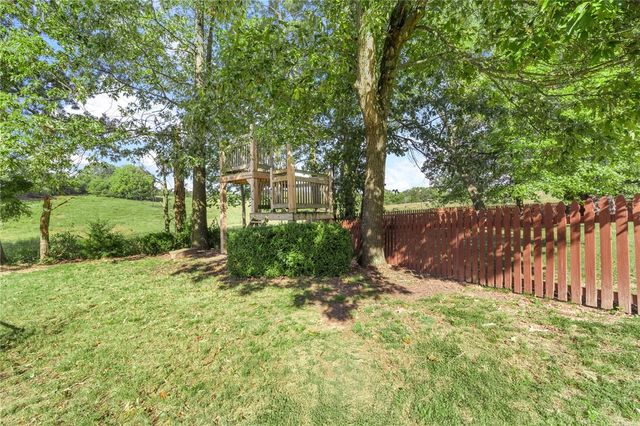 1902 Daly Drive, Harrison, AR 72601