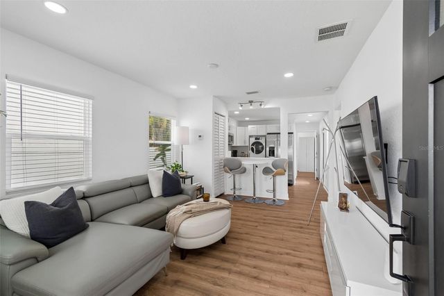 2505 W NORTH B STREET, Tampa, FL 33609