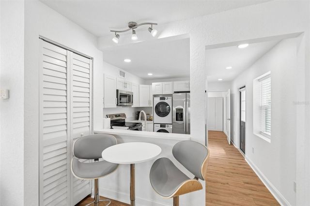 2505 W NORTH B STREET, Tampa, FL 33609