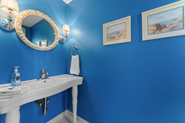 16 Carlton Road, Orleans, MA 02653