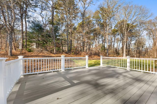 16 Carlton Road, Orleans, MA 02653