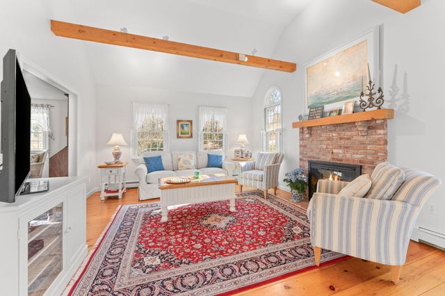 16 Carlton Road, Orleans, MA 02653