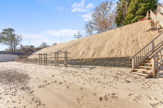 16 Carlton Road, Orleans, MA 02653