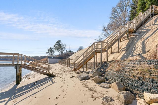 16 Carlton Road, Orleans, MA 02653