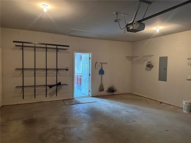 3460 Grainger Circle, Springdale, AR 72764